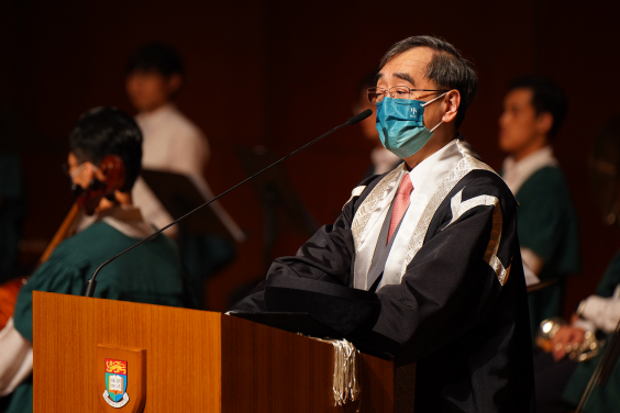Acting HKU President and Vice-Chancellor Professor Richard Wong addresses new students in a welcoming speech